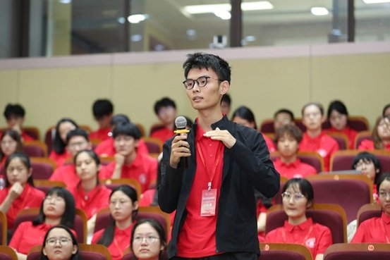 武川路图书馆六楼博士生学术交流中心